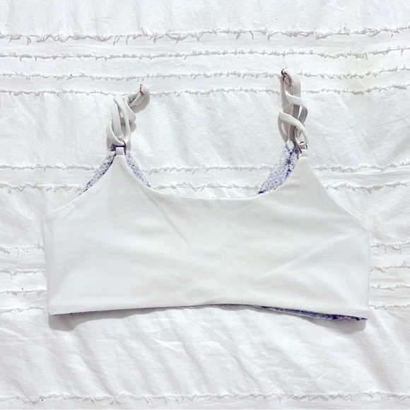 4-way reversible, bikini top or bralette / sports bra - recycled materials - Picture 3 of 4